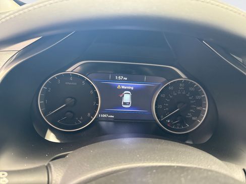 Used 2024 Nissan Murano SV w/ SV Midnight Edition Package AWD/4WD image 9