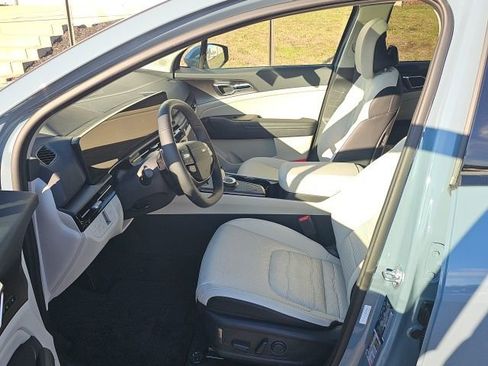 New 2026 Kia Sportage SX Prestige image 7