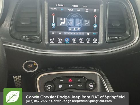Used 2016 Dodge Challenger R/T Scat Pack w/ Leather Interior Group RWD image 26