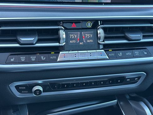 Certified 2023 BMW X6 xDrive40i w/ M Sport Package image 25