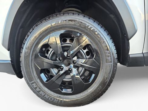 Certified 2022 Toyota RAV4 LE FWD image 22
