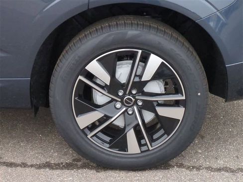 New 2026 Volvo XC60 B5 Plus w/ Protection Package Premier image 13