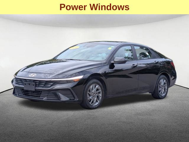 Used 2024 Hyundai Elantra Blue FWD image 11