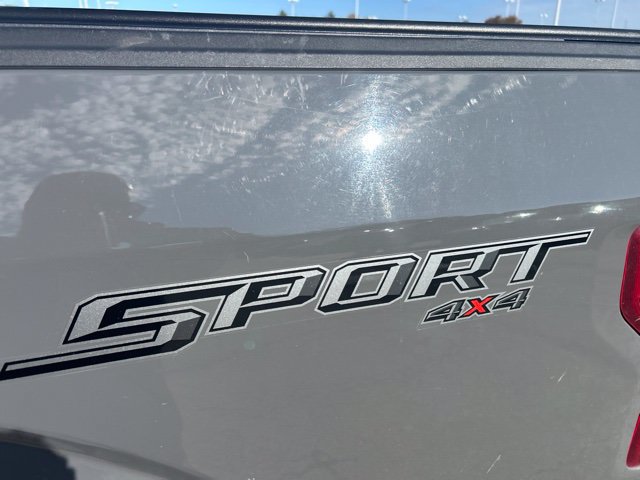 Used 2018 Ford F150 XLT w/ Equipment Group 302A Luxury AWD/4WD image 3