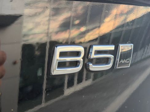 Used 2024 Volvo XC90 B5 Core image 22