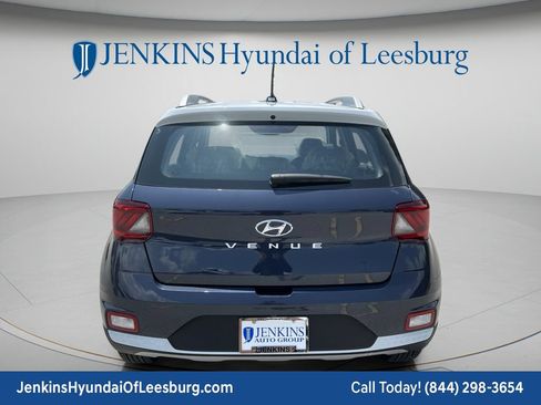 New 2026 Hyundai Venue SEL FWD image 6