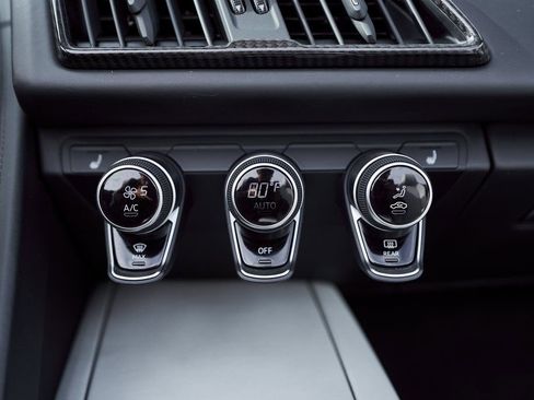 Used 2021 Audi R8 V10 performance image 66