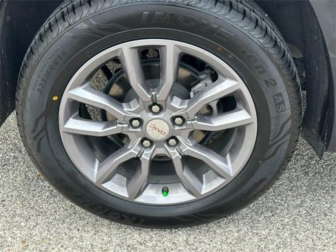 Used 2024 GMC Terrain SLT image 7