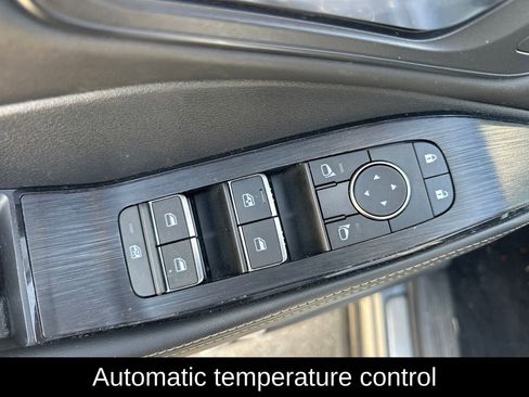 Used 2023 Nissan Rogue SL w/ SL Premium Package AWD/4WD image 10