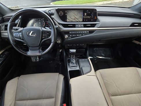 Used 2021 Lexus ES 350 Luxury image 15