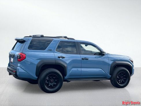 Certified 2026 Toyota 4Runner TRD Off-Road Premium AWD/4WD image 7