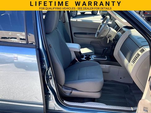 Used 2011 Ford Escape XLS w/ 101A Rapid Spec Order Code FWD image 7