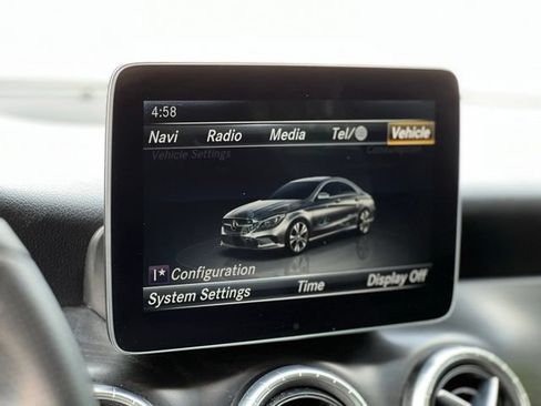 Used 2017 Mercedes-Benz CLA 250 image 40