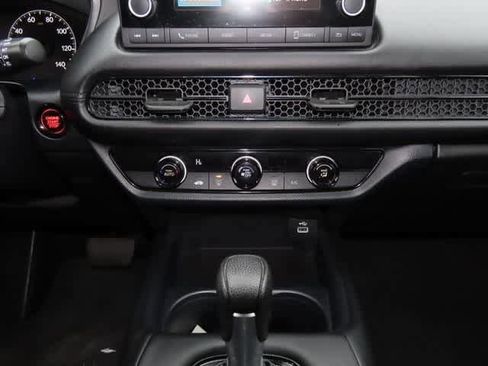 Certified 2023 Honda HR-V LX image 19