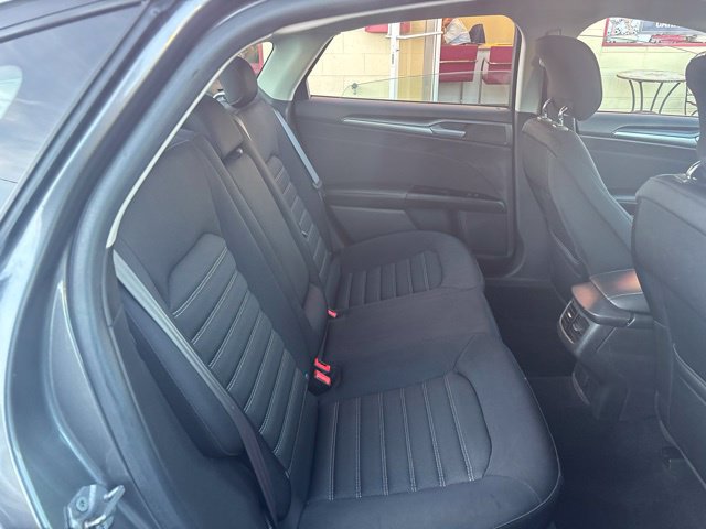 Used 2013 Ford Fusion SE FWD image 20