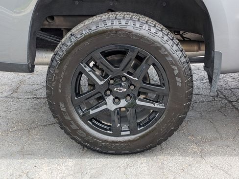 Certified 2022 Chevrolet Silverado 1500 LT Trail Boss w/ Safety Package AWD/4WD image 13