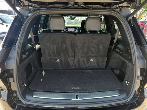 Used 2024 Jeep Grand Cherokee L Summit w/ Rear Seat Video Group I AWD/4WD image 7