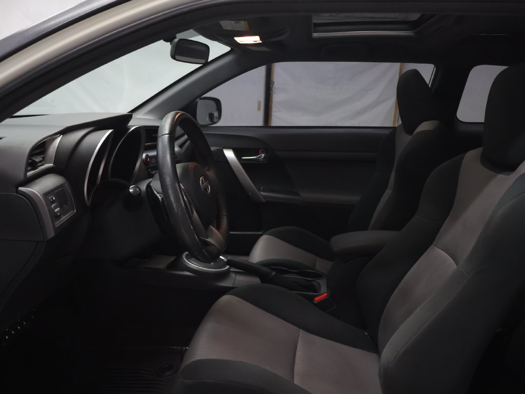 Used 2016 Scion tC FWD image 15