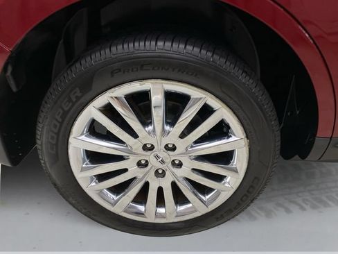 Used 2015 Lincoln MKX AWD w/ Equipment Group 102A image 18