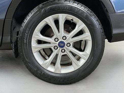 Used 2018 Ford Escape SE FWD image 30