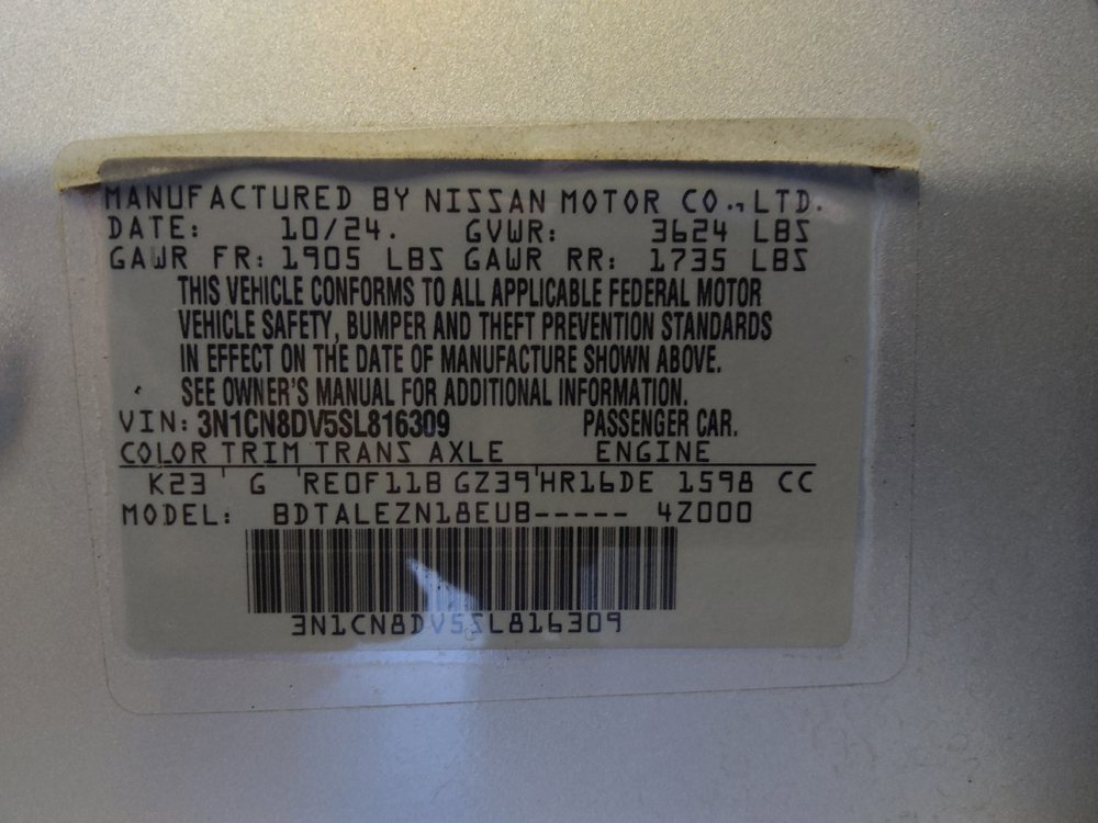 Used 2025 Nissan Versa S w/ Trunk Package FWD image 33