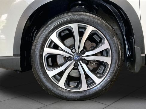 Used 2020 Subaru Forester Limited AWD/4WD image 11