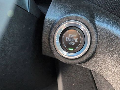 Used 2023 Chevrolet TrailBlazer LT w/ Convenience Package FWD image 17