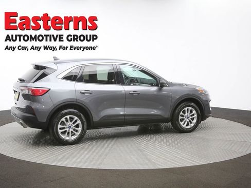 Used 2022 Ford Escape SE w/ Cold Weather Package image 39