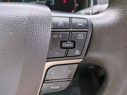 Used 2025 Toyota Camry LE w/ Convenience Package FWD image 23