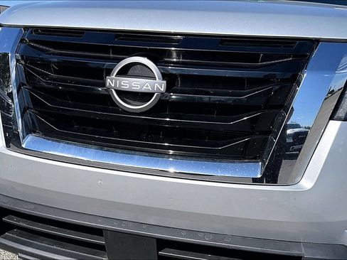 Used 2025 Nissan Pathfinder SV FWD image 37