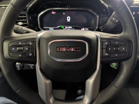 Used 2025 GMC Sierra 3500 SLE w/ SLE Value Package image 10