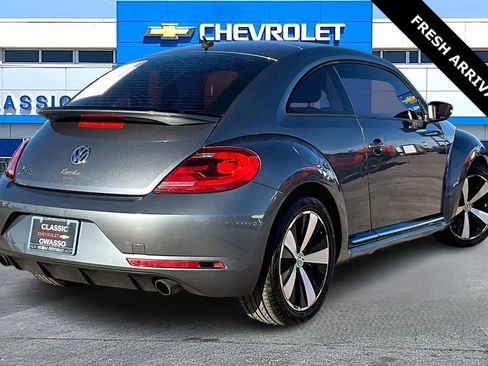 Used 2013 Volkswagen Beetle 2.0T image 5