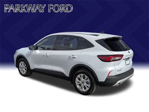 Used 2025 Ford Escape Active image 8