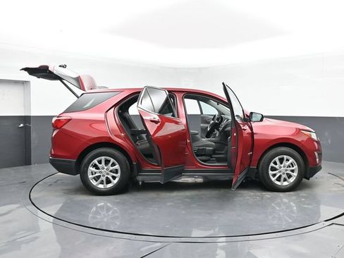 Used 2020 Chevrolet Equinox LT FWD image 56