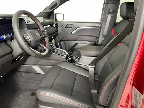 New 2026 Chevrolet Colorado Z71 w/ Technology Package AWD/4WD image 2