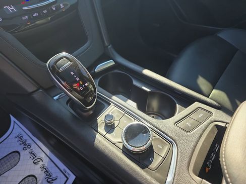 Used 2021 Cadillac XT5 Sportv image 25