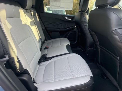 New 2026 Ford Escape Base image 22