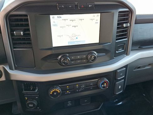 Used 2021 Ford F150 XLT w/ XTR Package image 14