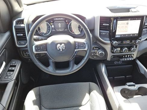 New 2026 RAM 1500 Express AWD/4WD image 12