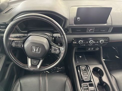 Used 2024 Honda Pilot TrailSport image 28
