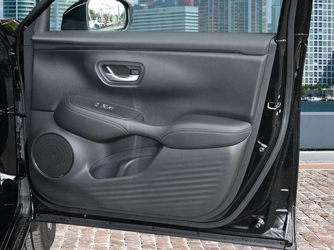 New 2027 Honda HR-V EX-L image 12