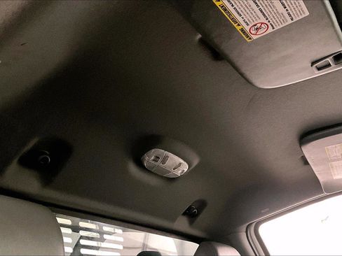 Used 2015 Ford F550 4x4 Regular Cab Super Duty image 21