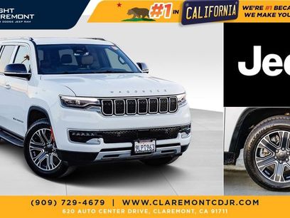 Certified 2024 Jeep Wagoneer Series II w/ Flexible Seating Group