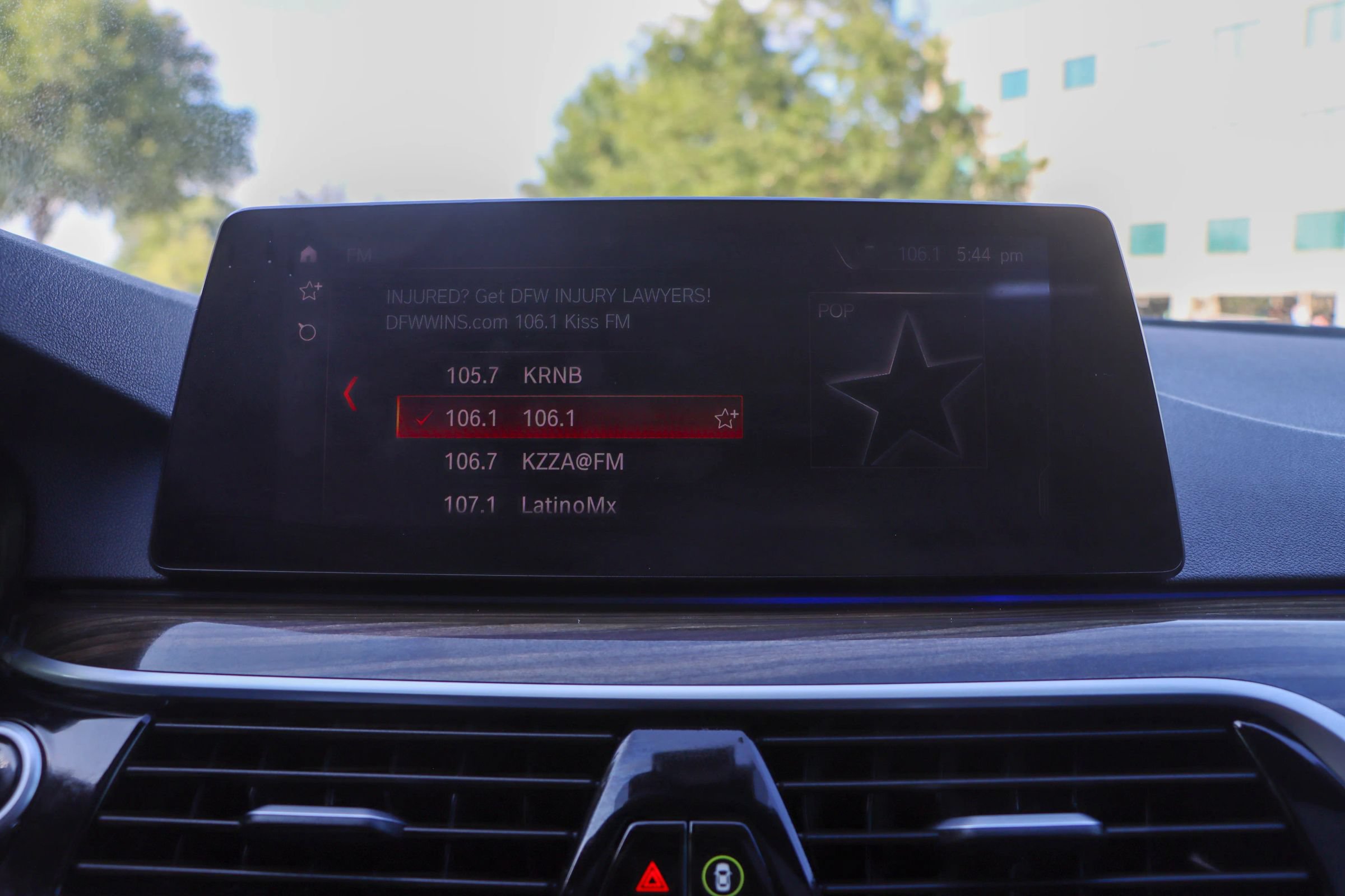 Used 2019 BMW 530e w/ Convenience Package RWD image 36