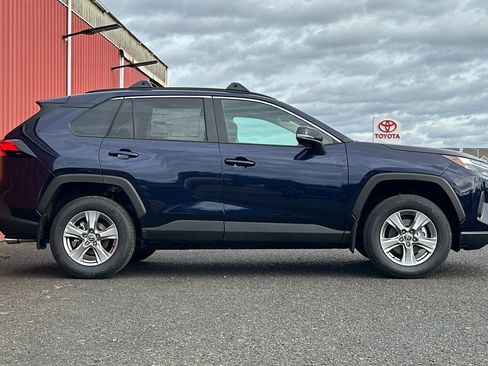 New 2025 Toyota RAV4 XLE w/ Convenience Package image 4