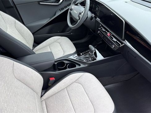 New 2026 Kia Niro SX image 19
