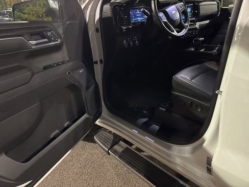 Used 2022 Chevrolet Silverado 1500 LTZ image 13