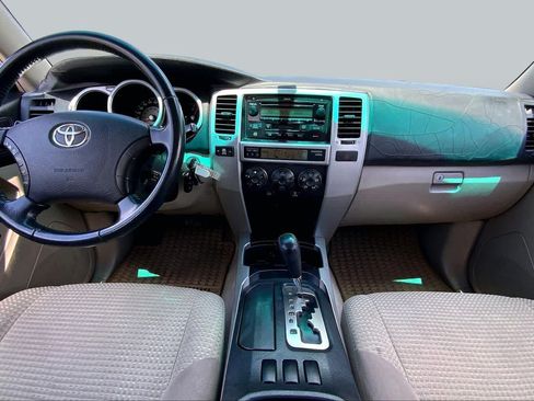 Used 2005 Toyota 4Runner SR5 RWD image 14