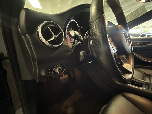 Used 2019 Mercedes-Benz GLA 250 image 14