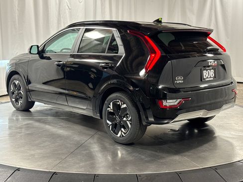 New 2026 Kia Niro Wave w/ Wave Preserve Package FWD image 10
